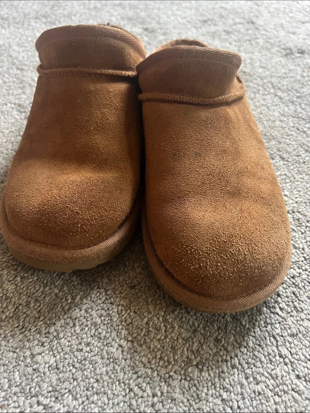 UGG Classic Slipper Chestnut Suede Shearling Kids Size 3